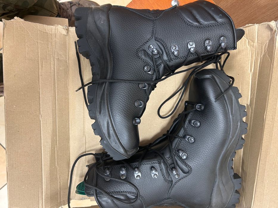Buty wojskowe zimowe r.23