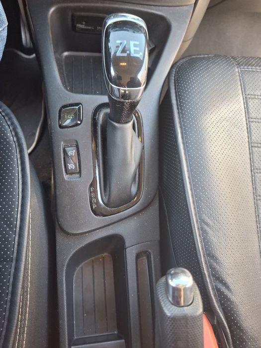 Renault Zoe 2019
Renault Zoe - 3
Renault Zoe - 4
Renault Zoe - 5
Renau