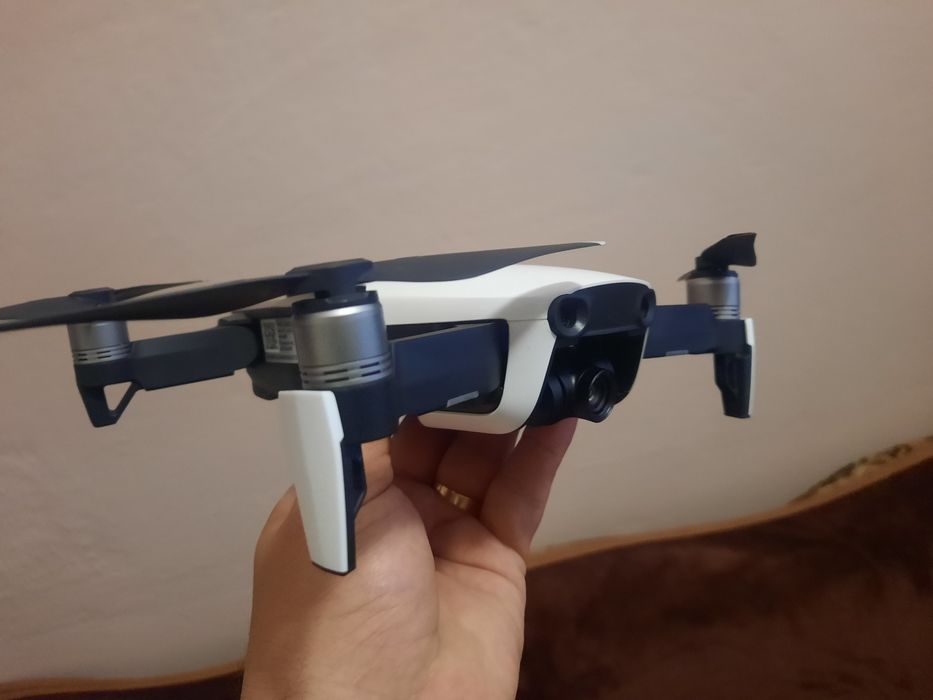 Dji mavic air квадрокоптер