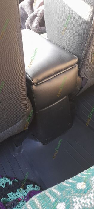 Підлокітник для Hyundai Accent 13 / Хюндай АКЦЕНТ