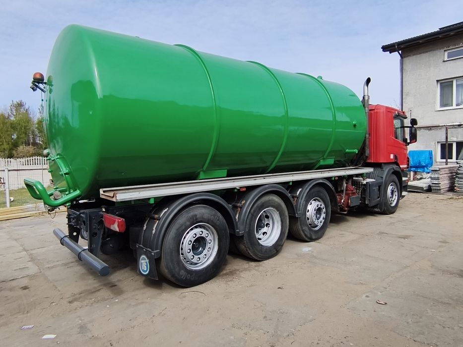 Scania P420 asenizacyjna 8x2 Tridem specjalna 24m3