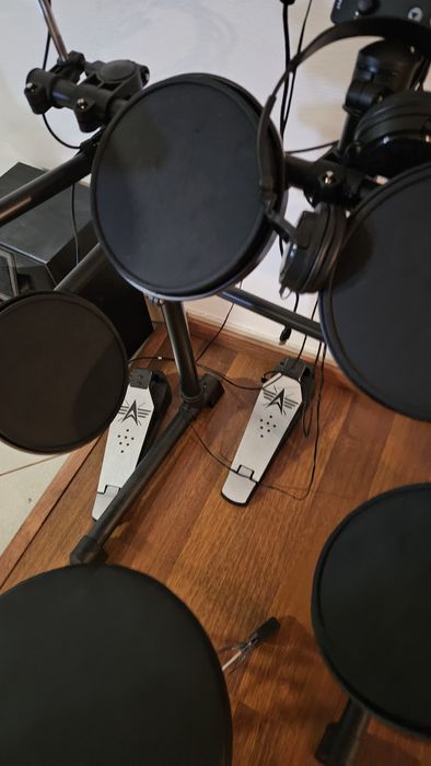 Bateria  elétrica (instrum. musical)