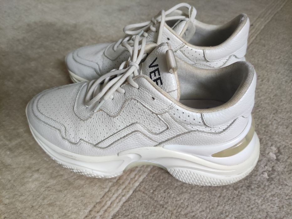 Tênis Emanuelle vee