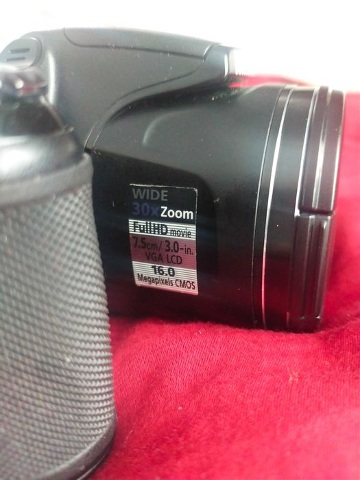 Фотоапарат Nikon