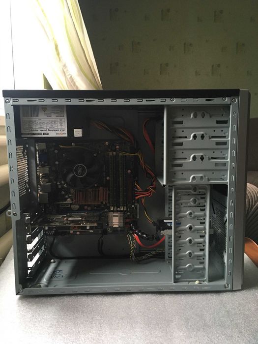 Системный блок комп'ютер Intel Core Quad Q9550 + Windows