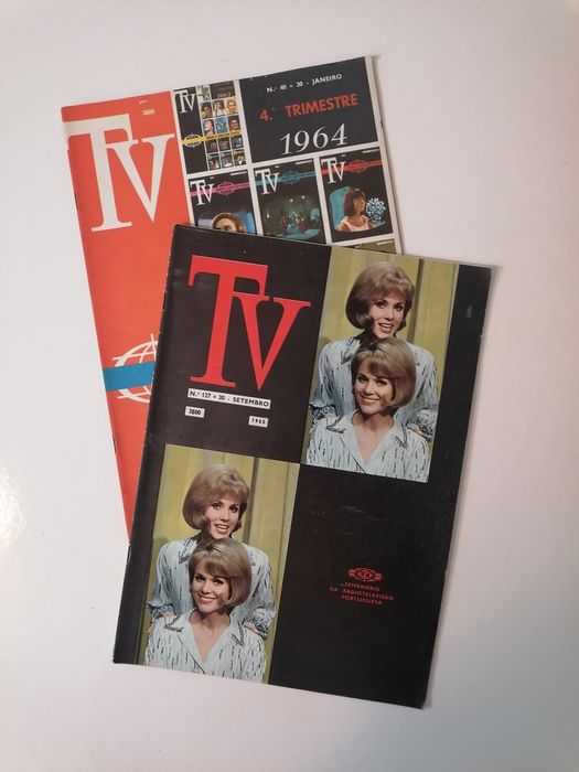 Conjunto 2 revistas TV Semanário RádioTelevisão Portuguesa, 1964 e 65