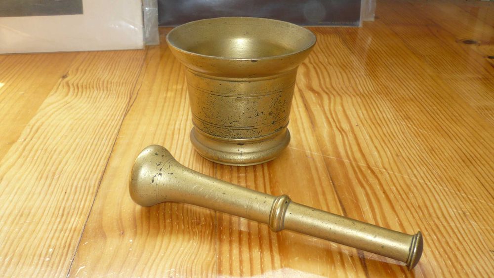 Almofariz Antigo em Bronze