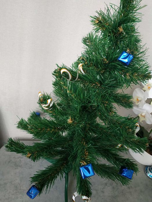 Искусственная ёлка
