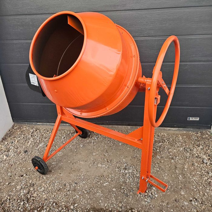 Betoniarka 200l wynajem