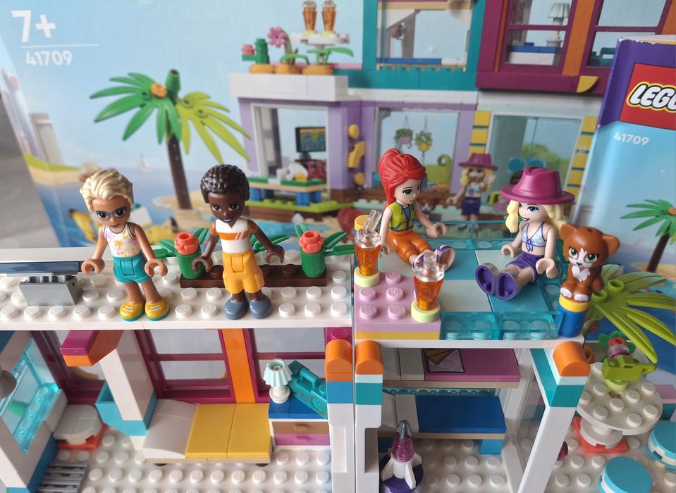 Klocki lego friends 41709 wakacyjny domek na plaży