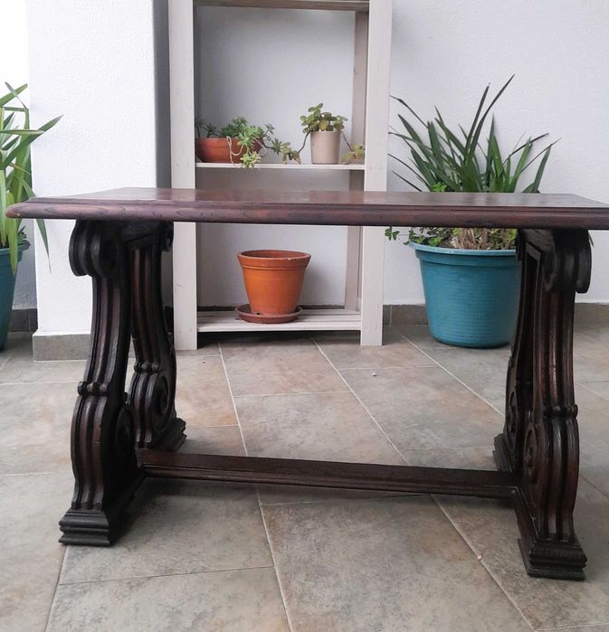 Mesa de centro sala em Carvalho