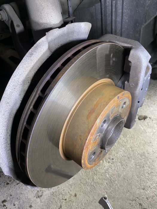 Бампер М bmw e61 e60 БМВ е60 е61