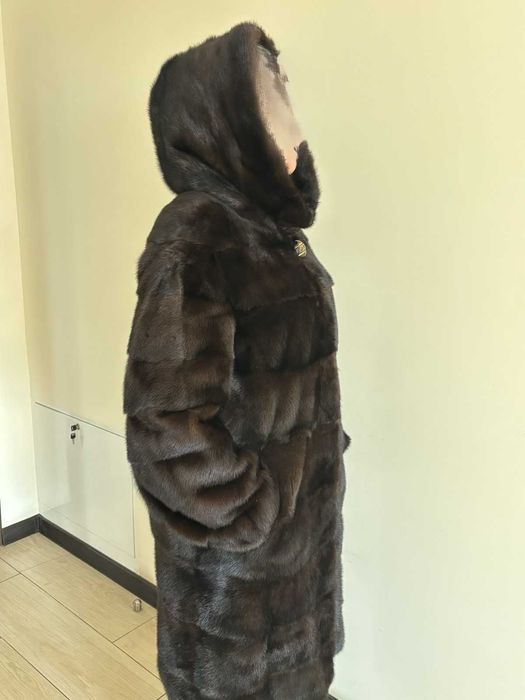 Продам шубу норкову