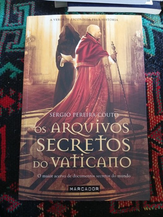 Livro os arquivos secretos do Vaticano