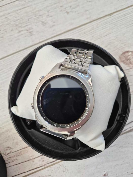 Смарт-годинник Samsung gear S3 classic