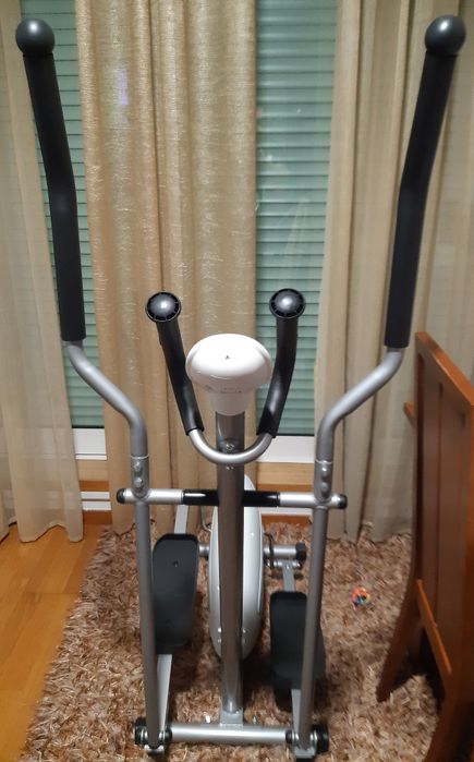Bicicleta elíptica  magnética  Fitness 3133