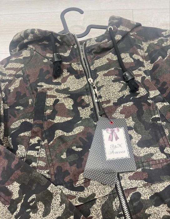 Kurtka damska jesienna w moro