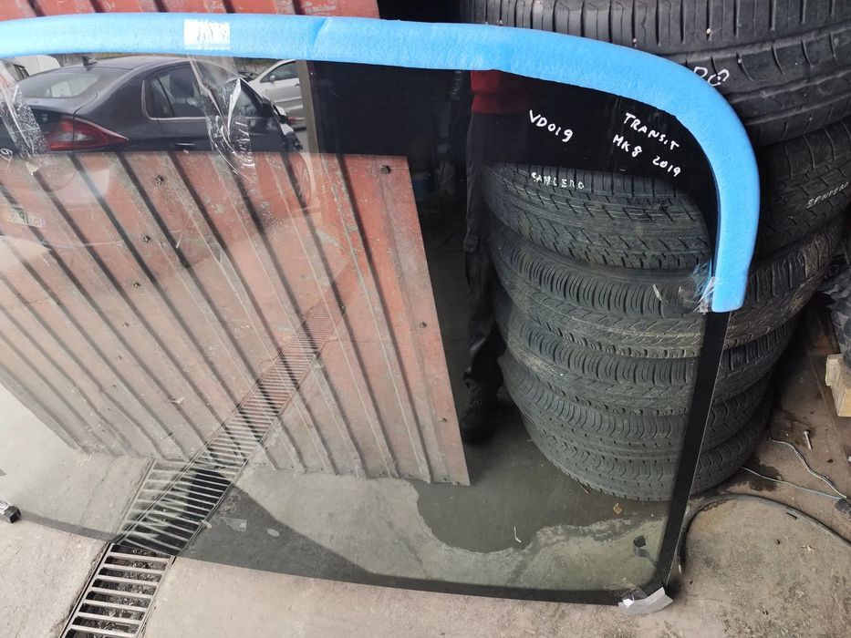 FORD TRANSIT MK8 VIDRO PARA BRISAS - VD019