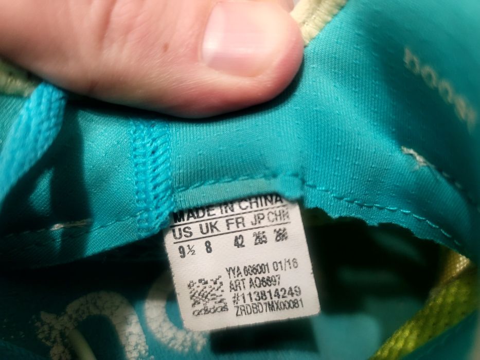 Продам фірмові кросівки Adidas pure boost x для бігу