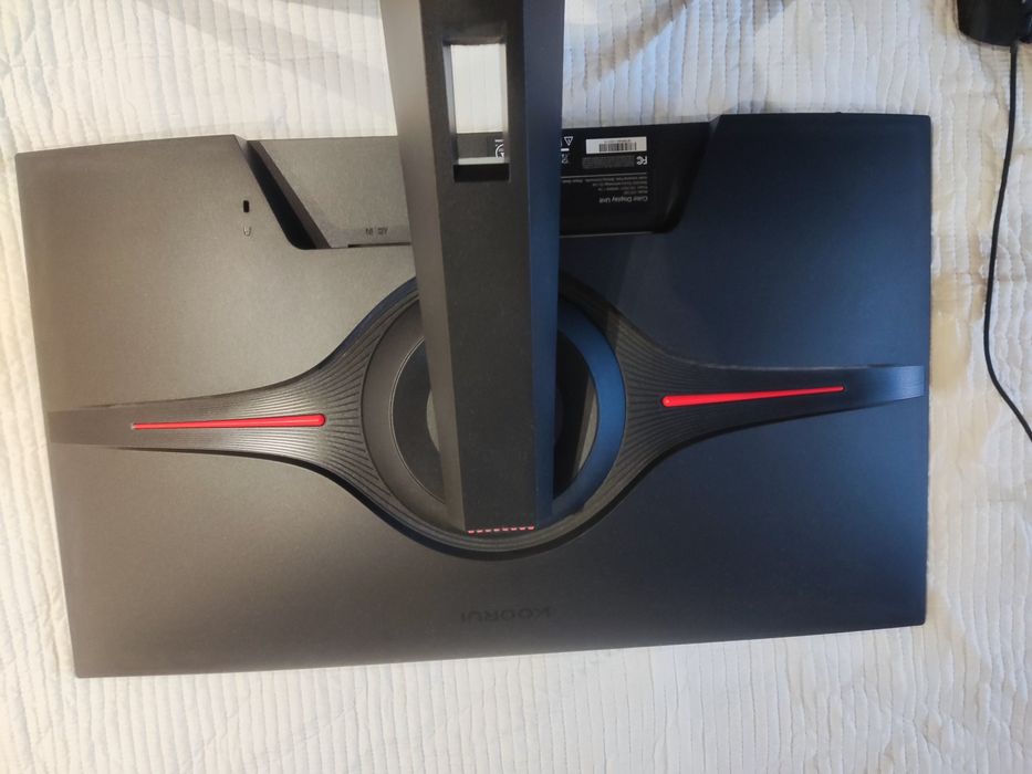 Monitor KOORUI Gaming 144 Hz como novo