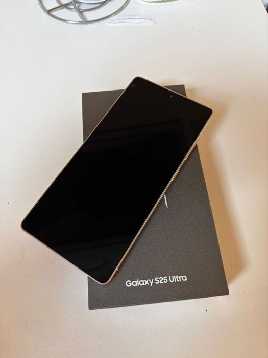 Samsung s25 ultra 256gb Black