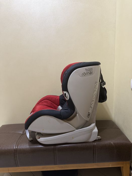 Автокрісло Britax Romer Trifix