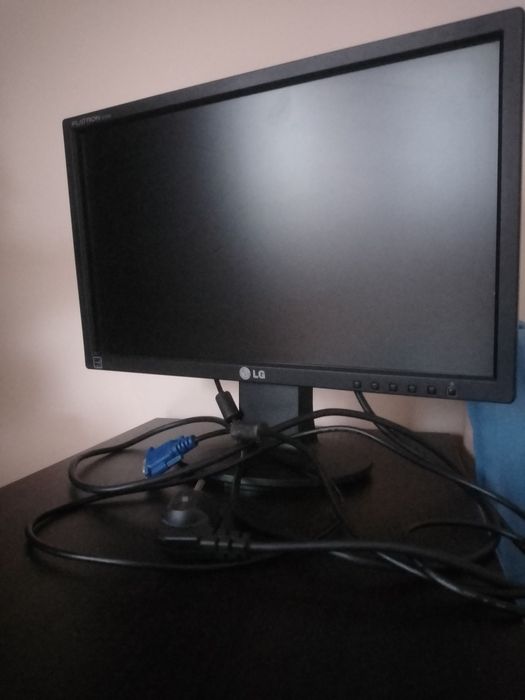 Продам монітор LG Flatron