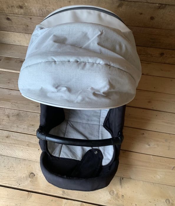 Продам коляску Riko