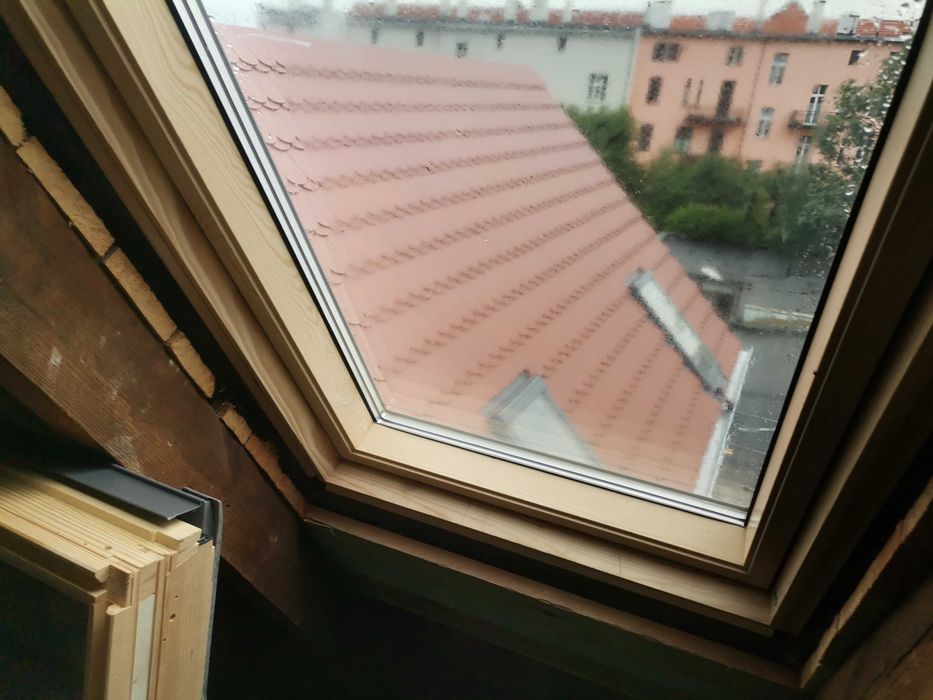 Montaż / wymiana okien dachowych