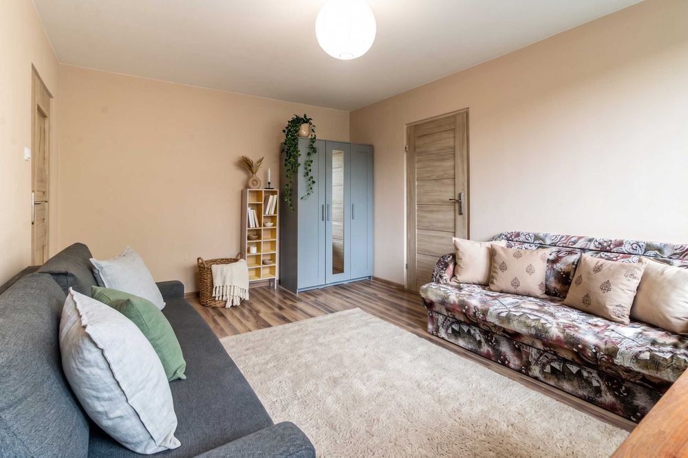 2 pokojowe mieszkanie 37 mkw, Zbaraska 18, Dąbrowa, Park Podolski, Balkon, - Więcej