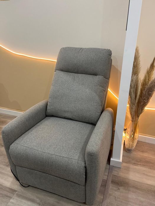 Cadeirão Elétrico reclinável com Massagem