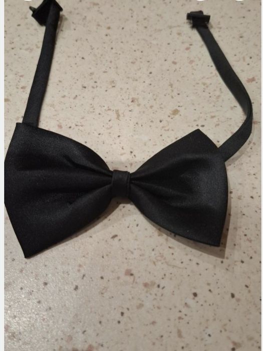 Nowa muszka męska.