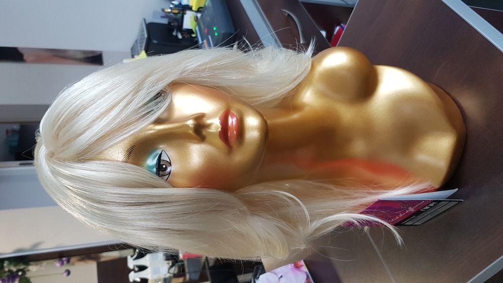 Peruka syntetyk blond długie grzywka proste kręcone 7001 Sapphire 613