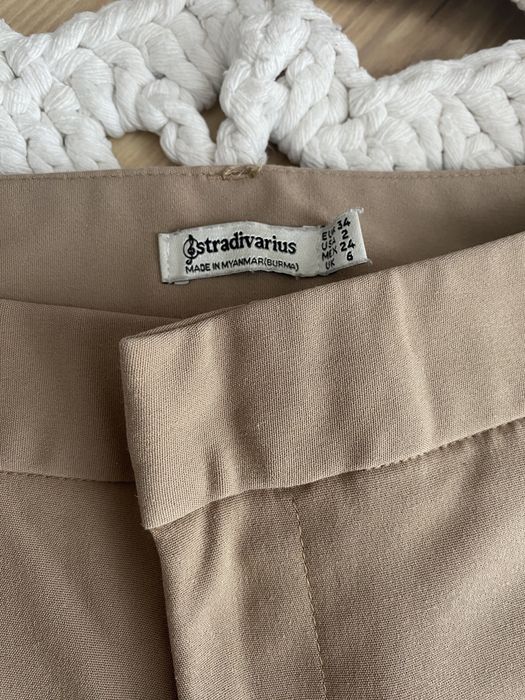 Spodnie Stradivarius 34