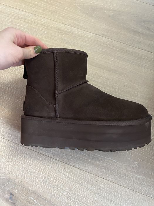 UGG на платформі