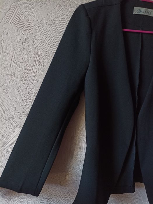 Блейзер чорний жіночий, піджак