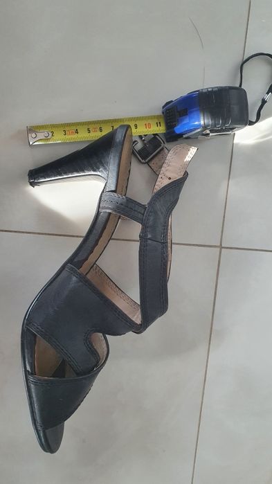 Buty szpilki czarne 40 Obuwie Buty dla kobiety Pani Sandały