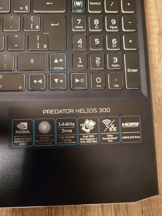Portátil Gaming - Acer Predator Helios 300