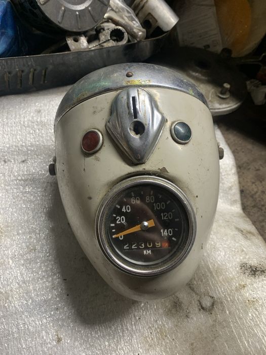 Цеп зчепленя новий,колеса ,мотор мінськ,приборка ,фари