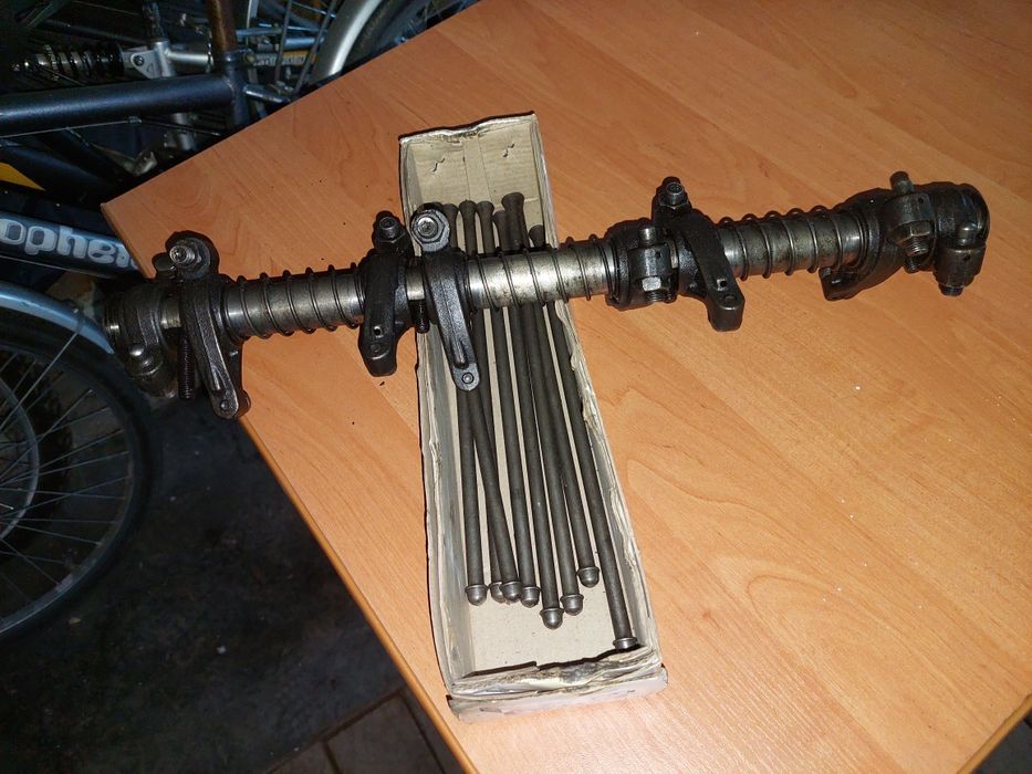 Мотор perkins jcb  коромисло  шатуни кришки колектор