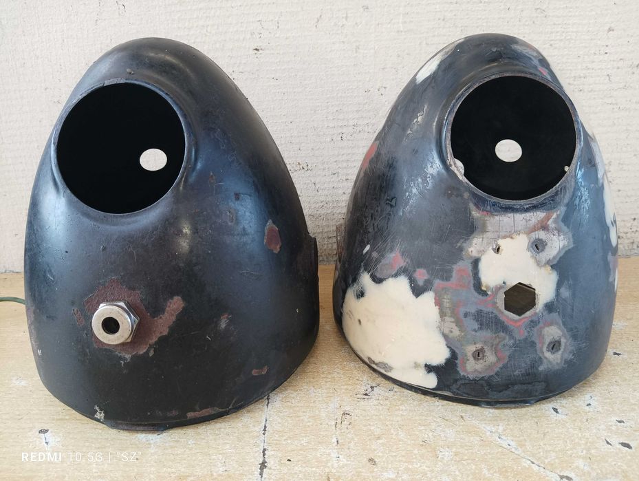 SHL M11 - lampy przód - skorupy.