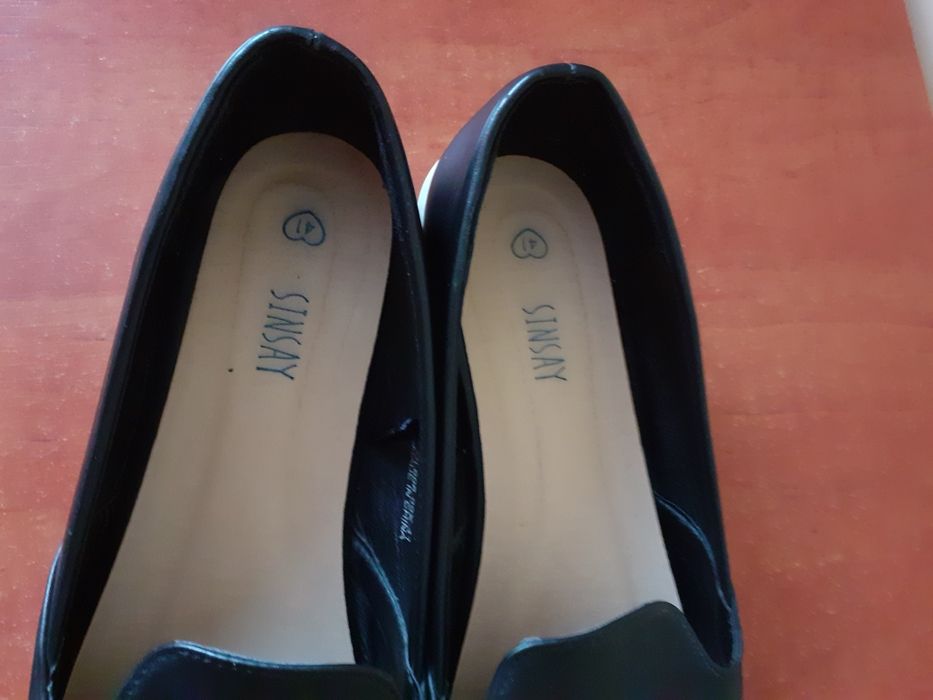 Czarne mokasyny slip on Sinsay 41 wkładka 26.5cm