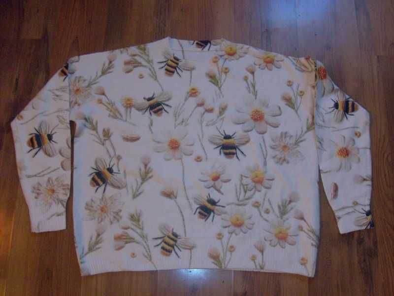 Sweter R. 4XL, 48 kwiaty pszczólki