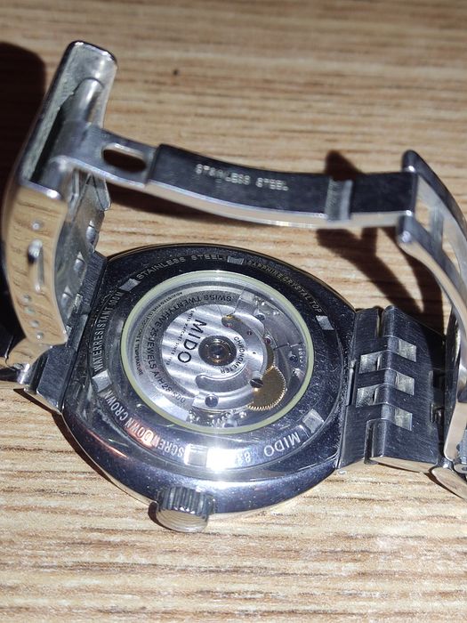 Продаются часы Mido chronometer