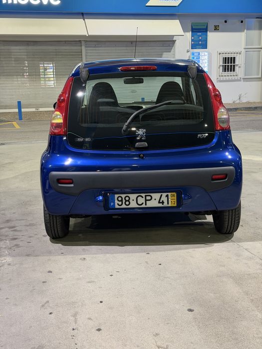 PEUGEOT 107 1.0