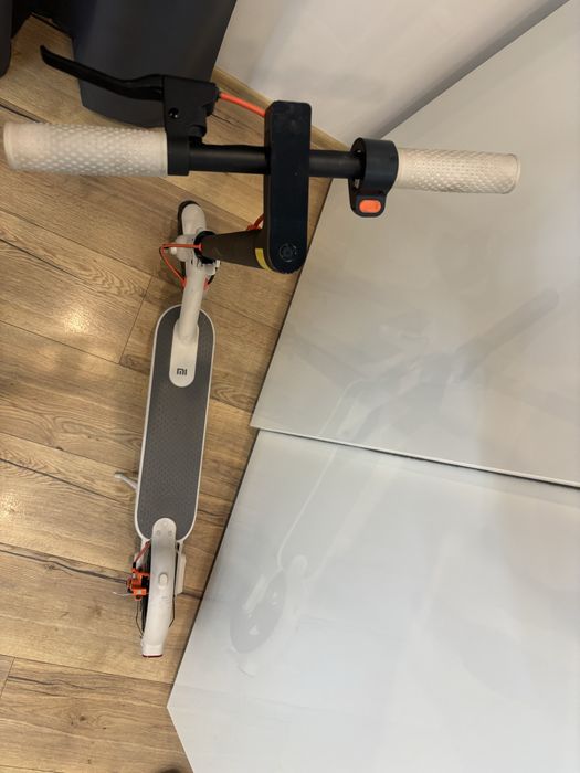 Hulajnoga Xiaomi Mi Electric Scooter 3