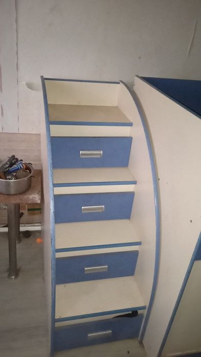 Продам мебель кровать / шкаф