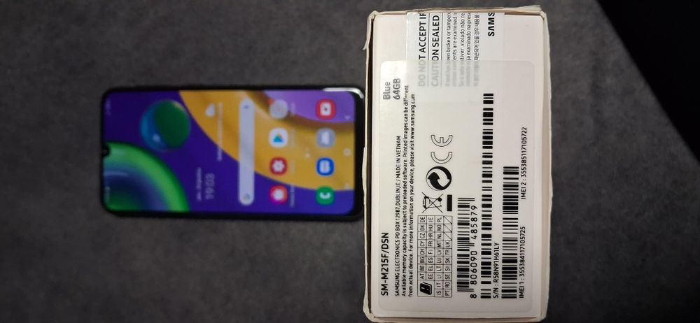 Sprzedam telefon Samsung M 21