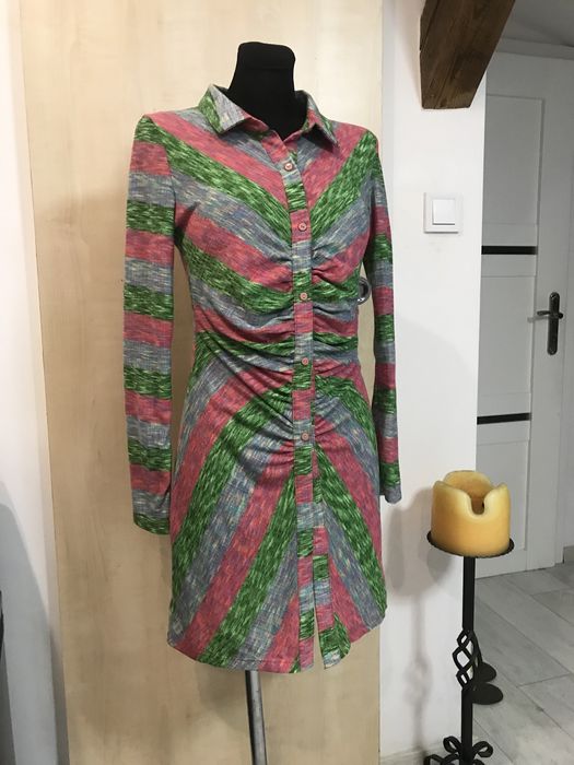 Elegancka sukienka Zara rozmiar S stan bdb