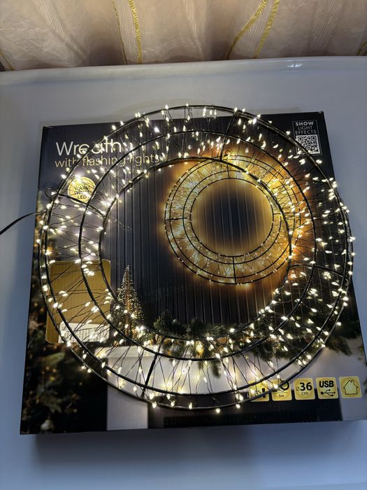 Продам різдвяний світлодіодний вінок LED